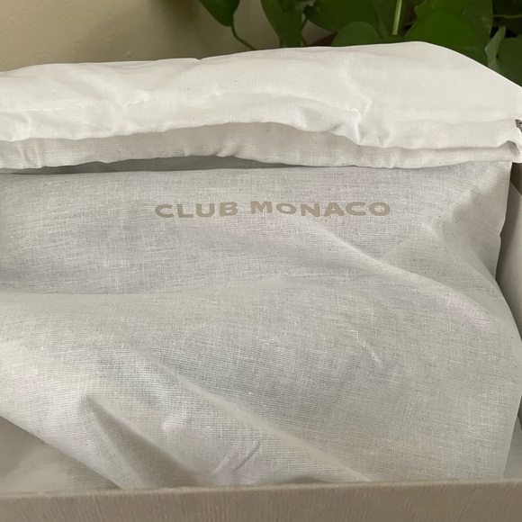 Club Monaco Kendally suede pumps - Picture 4 of 11